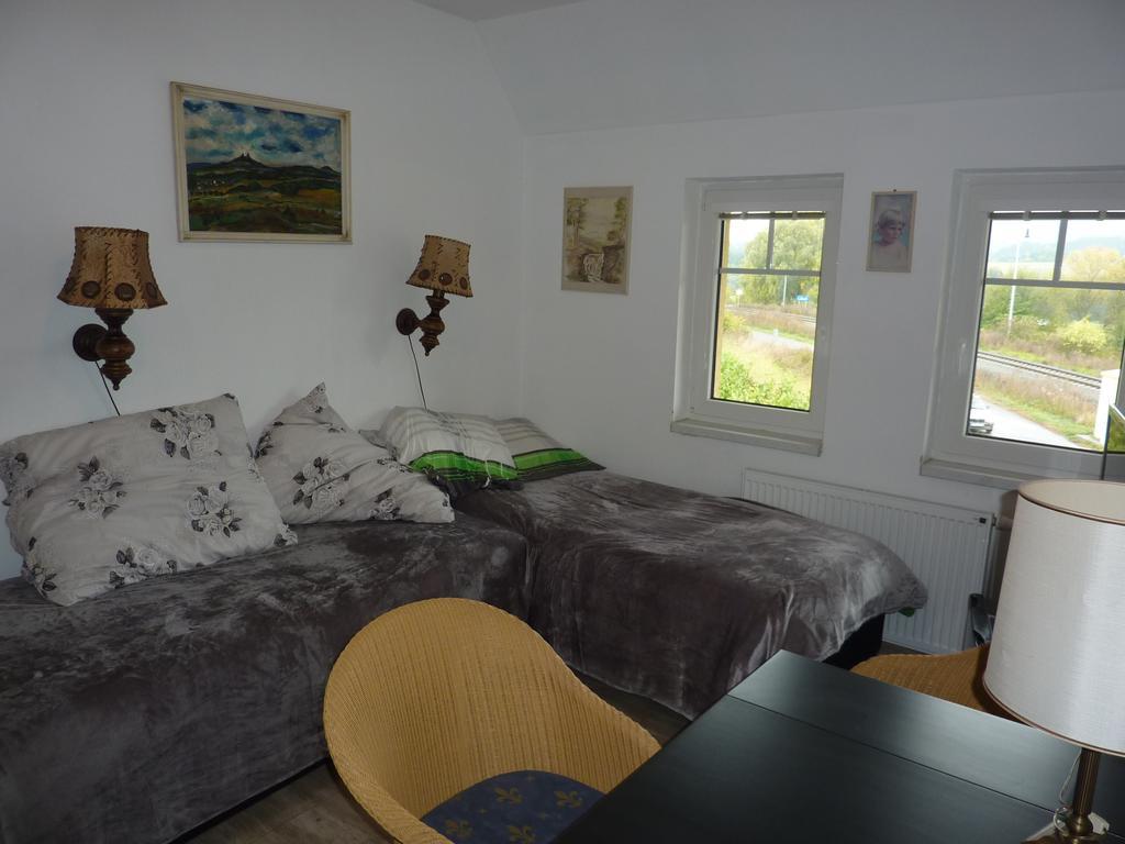 B&B En Mini-Camping Pension Kidafo Libuň 외부 사진