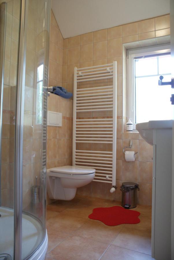 B&B En Mini-Camping Pension Kidafo Libuň 객실 사진